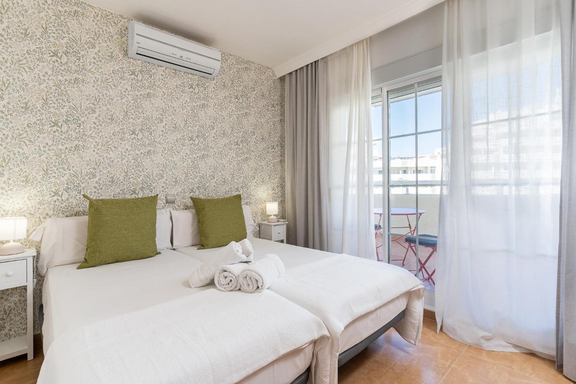 Monko Zanzibar Apartment Benalmadena Bagian luar foto