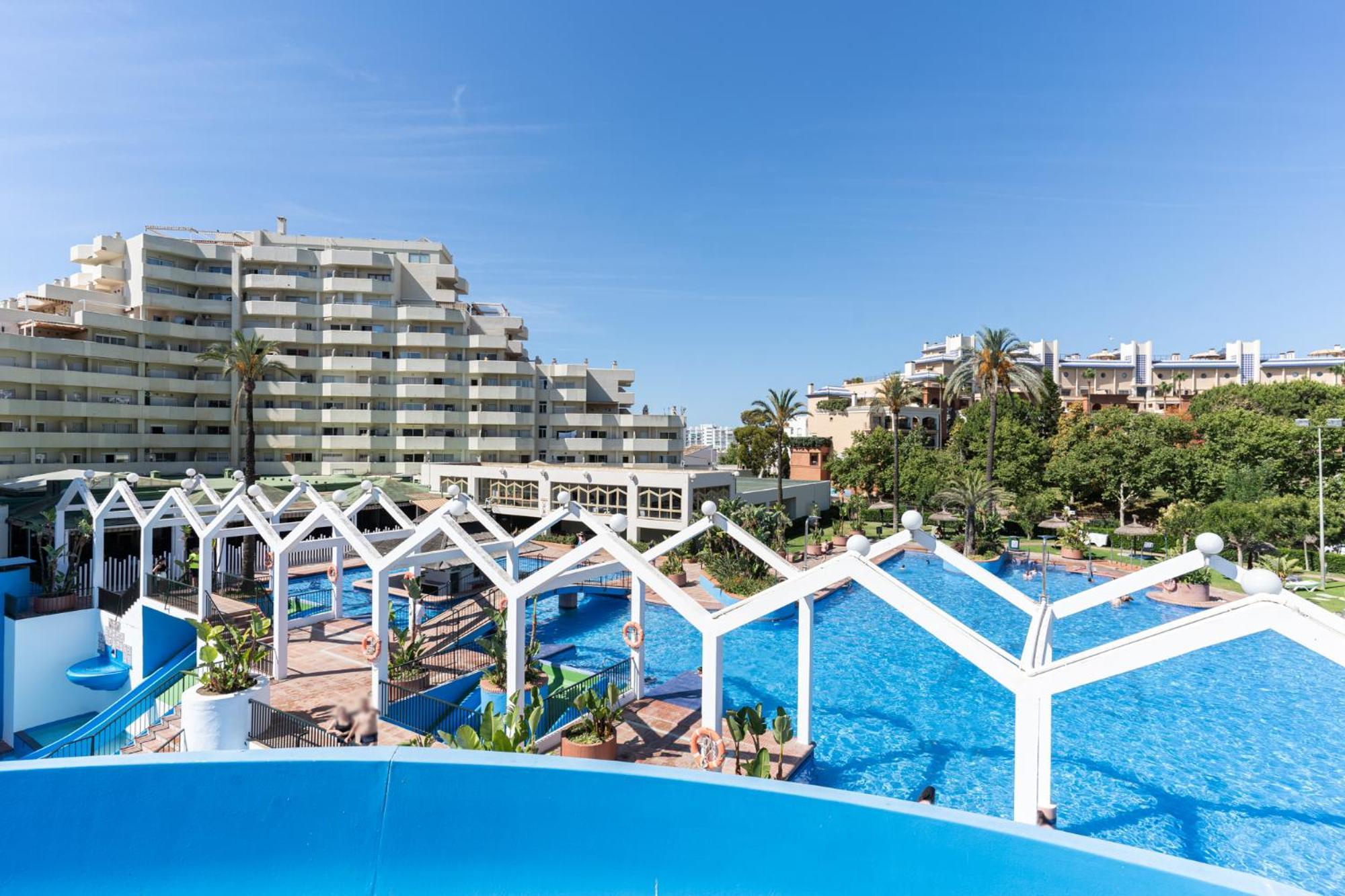 Monko Zanzibar Apartment Benalmadena Bagian luar foto