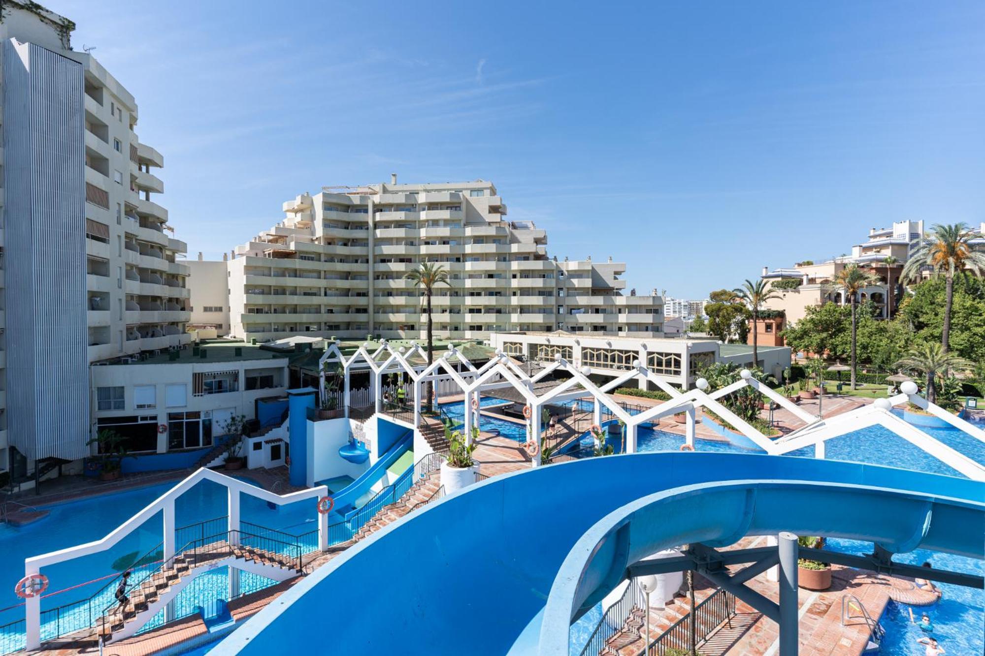 Monko Zanzibar Apartment Benalmadena Bagian luar foto